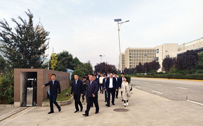 團(tuán)市委、市貿(mào)促會(huì)、市青企協(xié)一行到工投集團(tuán)涇河產(chǎn)業(yè)園考察交流