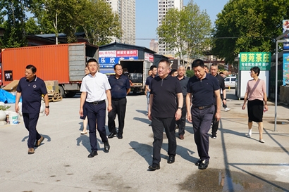 金輝帶隊赴西安電梯、汽車工業(yè)、福泰實(shí)業(yè)等六企兩辦調(diào)研座談