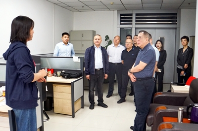 金輝一行赴西無(wú)二集團(tuán)、西安資本等六戶企業(yè)開(kāi)展調(diào)研